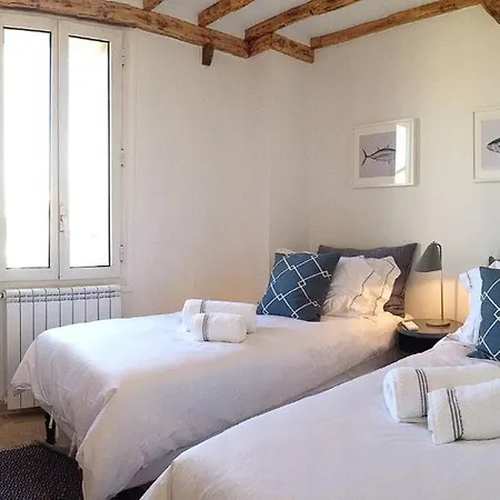 Located In Historical Part Of ! Антиб